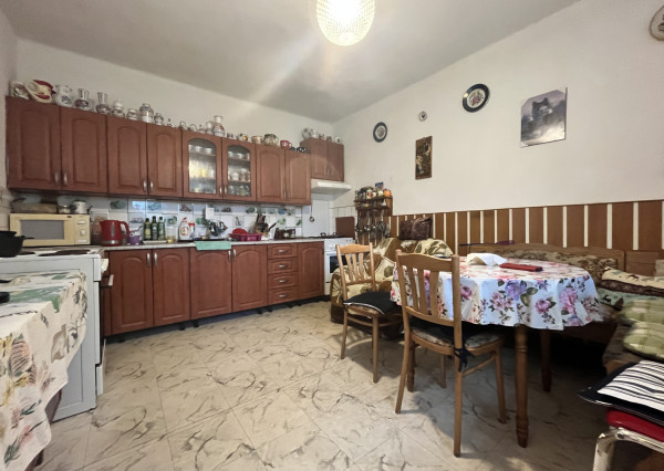 PREDAJ rodinný dom Brezová pod Bradlom