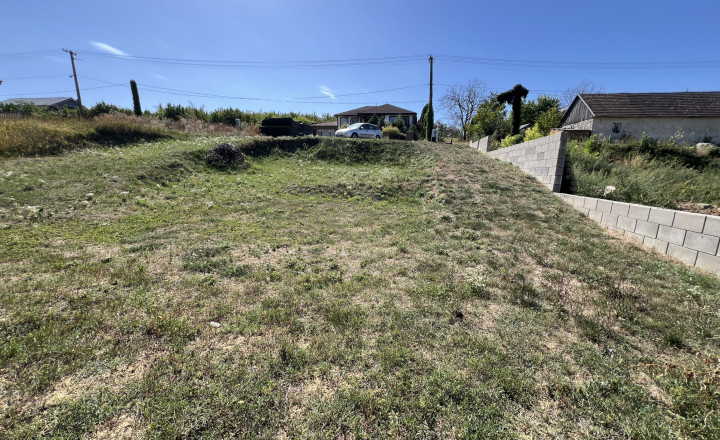 PREDAJ Stavebný pozemok, Merašice, 568 m2 - fotografia 5