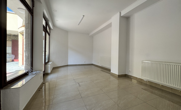 PRENÁJOM Kancelárske priestory, Piešťany - centrum - fotografia 1